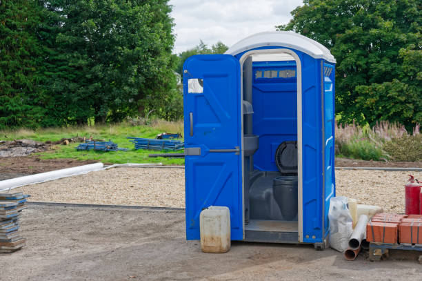 Types of Portable Toilets We Offer in Desert View Highlands, CA